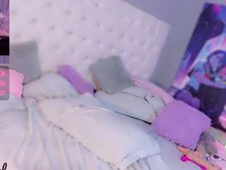 bellahottestt