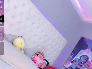 bellahottestt Live Webcam on CamSoda