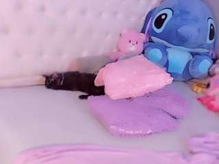 Bellahottestt live cam preview
