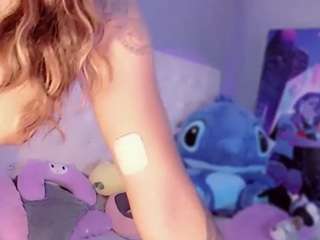 bellahottestt