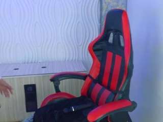emmaaharper webcam model