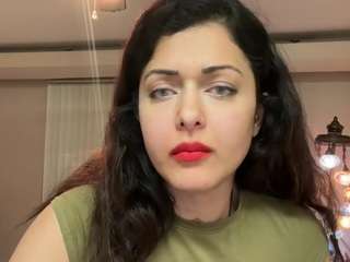 NikkiLuvv webcam 