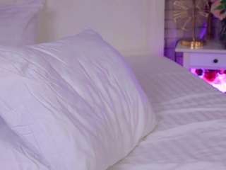 1carlawhite Live Webcam on CamSoda