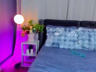 1carlawhite's CamSoda show and profile