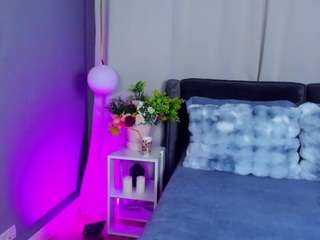 1carlawhite's CamSoda show and profile