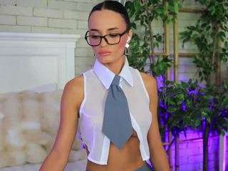 1CarlaWhite live webcam show