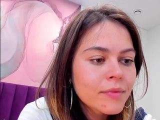 KellyCuutie