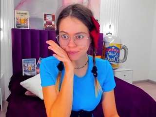 KellyCuutie
