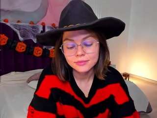 kellycuutie