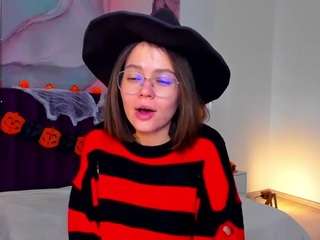 KellyCuutie