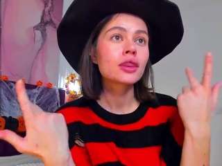 kellycuutie