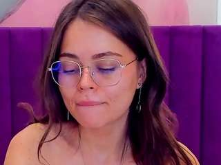kellycuutie