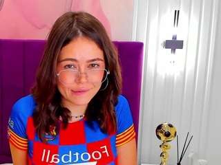 kellycuutie