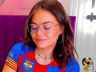 kellycuutie