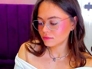 kellycuutie