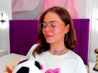 kellycuutie