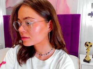 kellycuutie