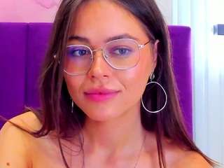 kellycuutie
