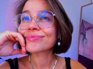 kellycuutie