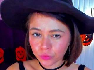 KellyCuutie
