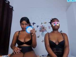 CrystalXebony live cam preview