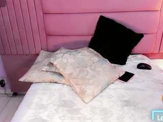 sexyvaleriiaa webcam