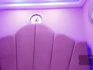 SexyValeriiaa's Live Sex Cam Show
