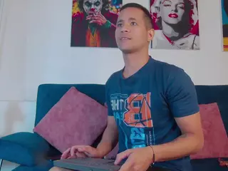 zaid-lion's Live Sex Cam Show