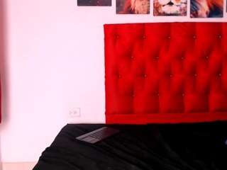 ariannahott webcam model