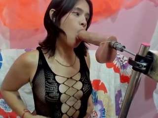 Hilarrysharon live cam preview