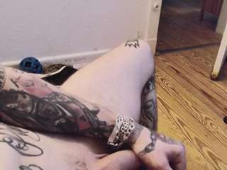 huebscherschwanz, male webcam model,  years old, on live webcam