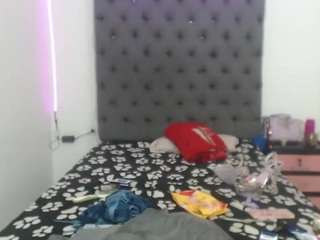 Hd, Young Adult, Teen 18, Smal Camiqa – Free Live Video Chat with Strangers Online
