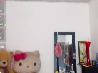 lucianadolll live cam preview
