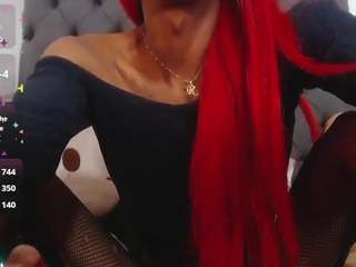 lucianadolll live cam preview