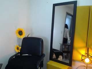 lupita223 Live Webcam on CamSoda