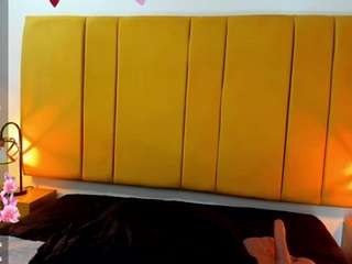 lupita223 Live Webcam on CamSoda