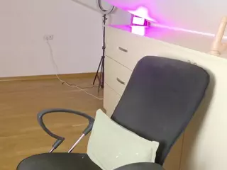 Shadow-Striker's Live Sex Cam Show