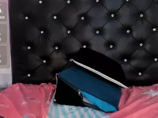 Alba-Grey's Live Sex Cam Show