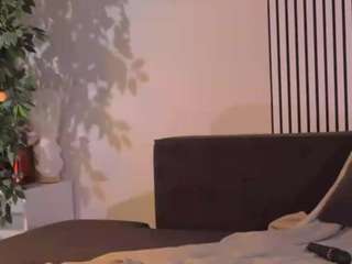 bellalita's CamSoda show and profile