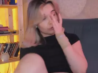 bellalita's Live Sex Cam Show