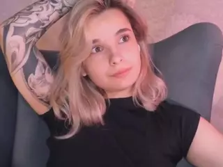 bellalita's Live Sex Cam Show