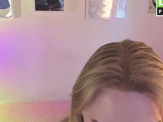 le modèle margo-smith est en webcam porno dans un show sur le site camsoda, il possède les tags suivants: bj,blowjob,yoga,wet,tease,tattoos,strip,spank,solo,shaved pussy,sexy,pussy,public,normal,no smoking,no drinking,natural,massage,foot fetish,feet