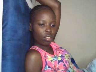 taliah-petite Live Webcam on CamSoda