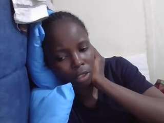 taliah-petite Live Webcam on CamSoda