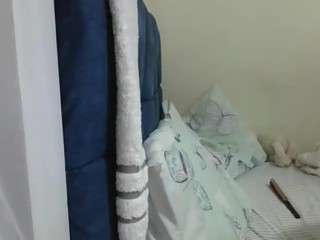 taliah-petite live cam profile