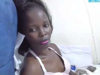 taliah-petite live cam profile