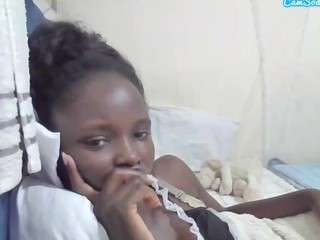 taliah-petite live cam profile