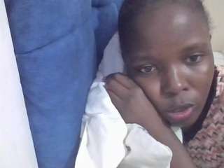 taliah-petite's CamSoda show and profile