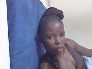 taliah-petite Live Webcam on CamSoda