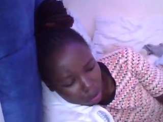 Live stream of taliah-petite